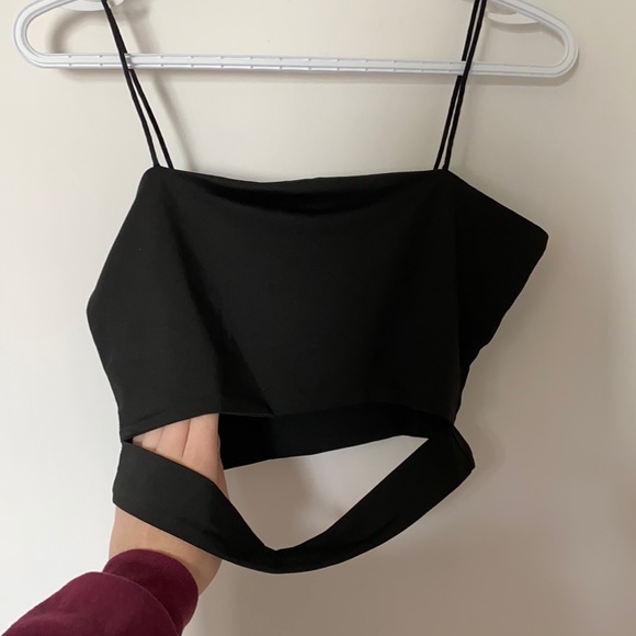 Black Crop top - Picture 1 of 1
